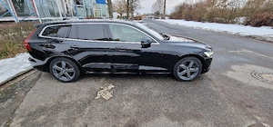 Volvo V60 T8 390PS Plug-in-Hybrid  Awd Recharge  - imagine 3