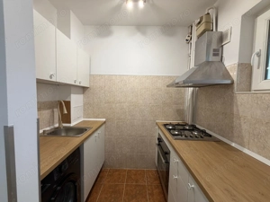De Închiriat- Apartament 2 Camere, | Metrou Apărătorii Patriei - imagine 4