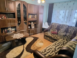 APARTAMENT DE 3 CAMERE DECOMANDAT, ETAJ 4, ZONA CU MULTE FACILITATI 