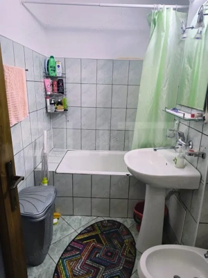 Apartament cu 3 camere, decomandat, 66 mp, etaj 4 - Dej - imagine 8