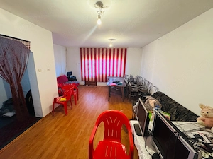 Vilă solidă de vânzare + anexă garaj   Zona Cicero (poziție excelentă!) - imagine 5