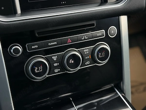 Land Rover Range Rover - 3.0d | V6 | 4x4 | Automat | Suspensie pneumatica | Istoric transparent - imagine 12