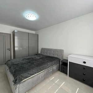 Inchiriez o garsoniera in zona Crangasi, aproape de metrou