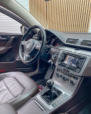 VW Passat 1.4 TSI. 122 Cp. Panoramic. Piele. Scaune incalzite. Culoare MOKA BROWN . RAR+ITP.Garantie - imagine 10