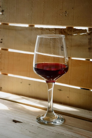 Vând vin rosu și alb natural - imagine 2