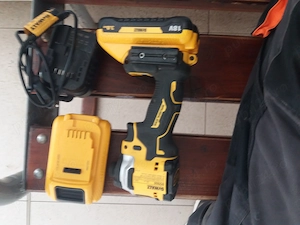 Vand dewalt DCF850