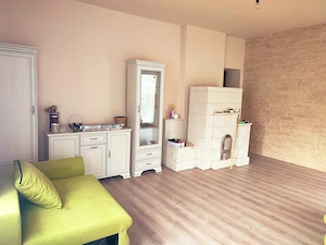 Vând parter vila ultracentral Piatra Neamt - imagine 2