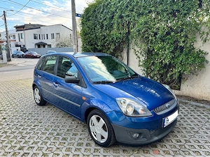ford fiesta  - imagine 5