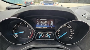 Ford Kuga 2018 4x4 impecabila, tinuta in garaj, masina de familie, intretinuta, roti iarna, revizii  - imagine 4