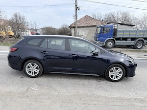 Toyota Corolla hybrid - imagine 5
