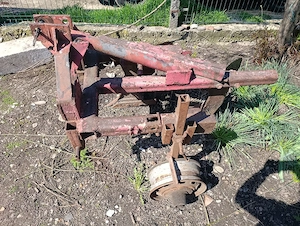 Vând plug de grădină - imagine 2