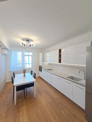 închiriere garsoniera in zona Gorjului aproape de metrou