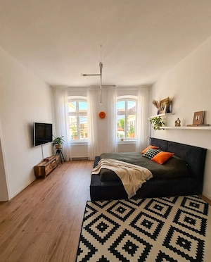 Apartament central de vanzare - imagine 2
