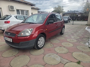 Ford Fiesta 2007. Provenienta RO.14 TDCI.Economicul 4,5%.Perfecta stare!Pret 1400Euro - imagine 2