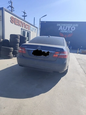 Dezmembram Mercedes E Class W212 2.2 cdi 150 kw An 2012 Cod  motor 651.924 - imagine 2