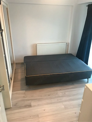 garsoniera 300 euro   pe luna - imagine 4