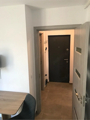 garsoniera 300 euro   pe luna - imagine 2