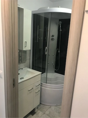 garsoniera 300 euro   pe luna - imagine 3