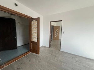 Apartament 2 camere, zona AEM - imagine 2