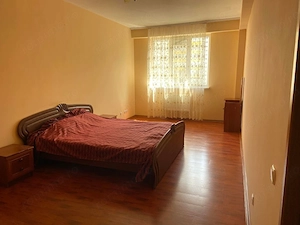 Inchiriez garsoniera in Rahova