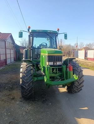 John Deere 6800 - imagine 7
