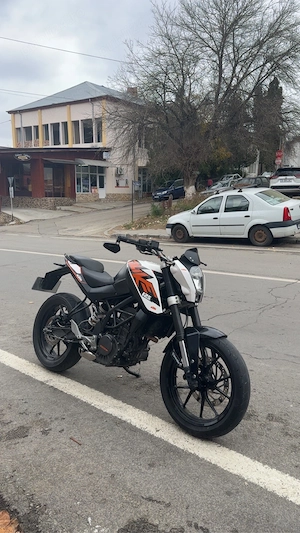 Ktm Duke 125cc din 2011 - imagine 5