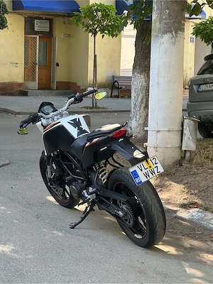 Ktm Duke 125cc din 2011 - imagine 4