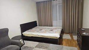 Garsoniera de inchiriat in zona Aparatorii Patriei