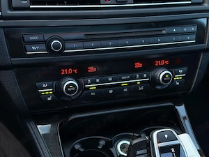 BMW Seria 5 F11 - 2.0d   525d   4x4 xDrive   Automat   Camere 360   Pano   Keyless  - imagine 15