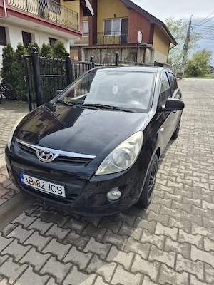 Hyundai i20  - imagine 4