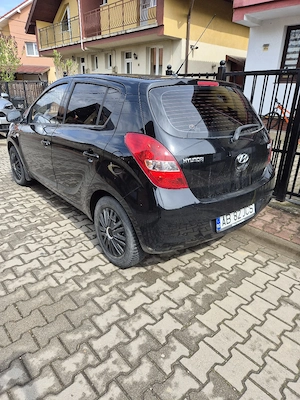 Hyundai i20  - imagine 5