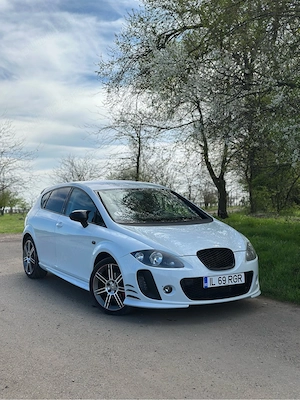 Seat Leon FR 2012 facelift 2.0 TDI 190 cp Stage 1- Pachet AERO - imagine 5