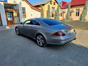 Vând Mercedes Cls 320CDI Pachet Amg 3.0 Disel An 2008 În stare foarte bună  - imagine 2