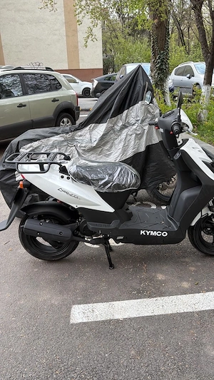 scuter cu permis - imagine 3