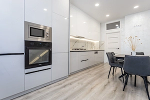 Garsoniera de inchiriat in zona Politehnica - imagine 3