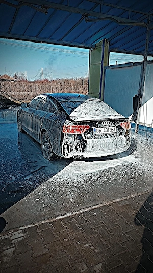 Audi a5 2.0d trapă  - imagine 4