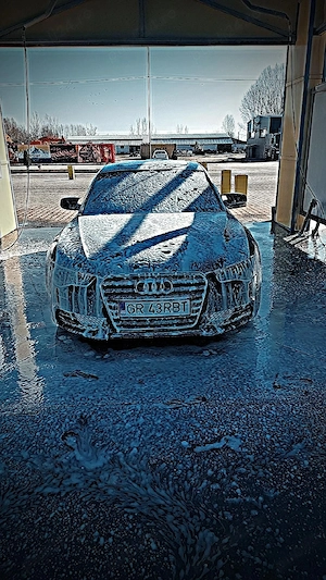 Audi a5 2.0d trapă  - imagine 3