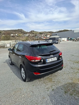 hyundai ix35   tucson 2.0 diesel 2011 - imagine 2