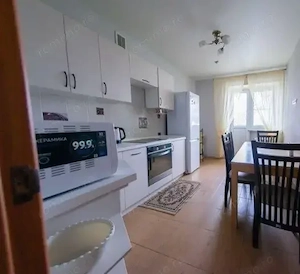 Apartament cu 2 camere de inchiriat in zona Soarelui 