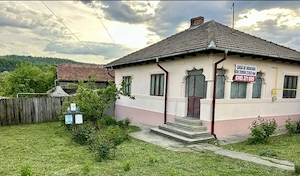 2262mp Teren Intravilan   DN12A Comănești   Deschidere 31m   Casă + Anexa - imagine 4