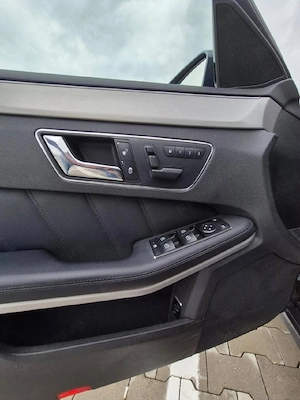 Vand Mercedes E220 - imagine 2