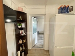 Garsoniera decomandata 37mp,etaj 3,zona Liceul Henri Coanda - imagine 7