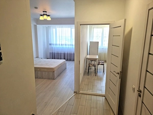 Garsoniera cu centrala proprie de inchiriat in zona Stefan cel Mare - imagine 2