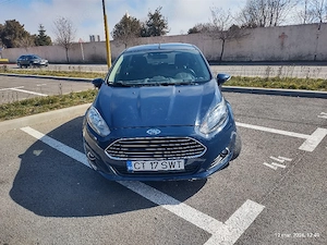 Vând Ford Fiesta 2015   60.000 km   6.000 Euro preț fix  - imagine 9