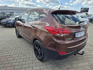 Hyundai ix35 2L diesel 136cp, an 2013 - imagine 4