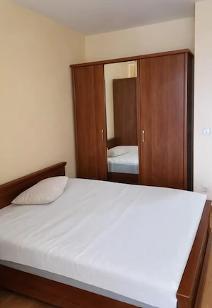 Inchiriez un apartament de 2 camere, in zona sebastian