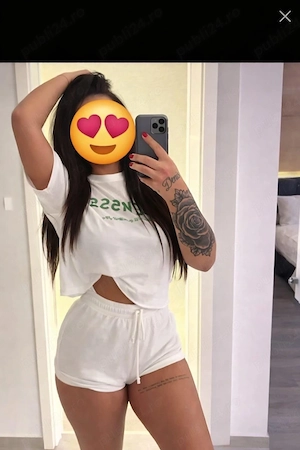 Singura in locatie realla