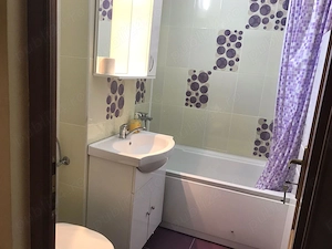 Vand apartament cu 3 camere decomandate aproape de piata mica - imagine 3