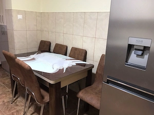 Vand apartament cu 3 camere decomandate aproape de piata mica - imagine 2