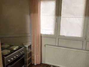 Vand apartament cu 3 camere decomandate aproape de piata mica - imagine 10